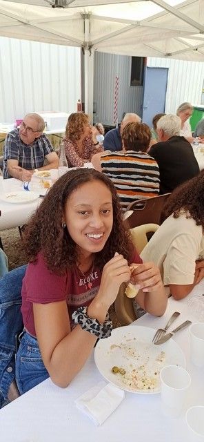 repas benevoles sept (8).jpg